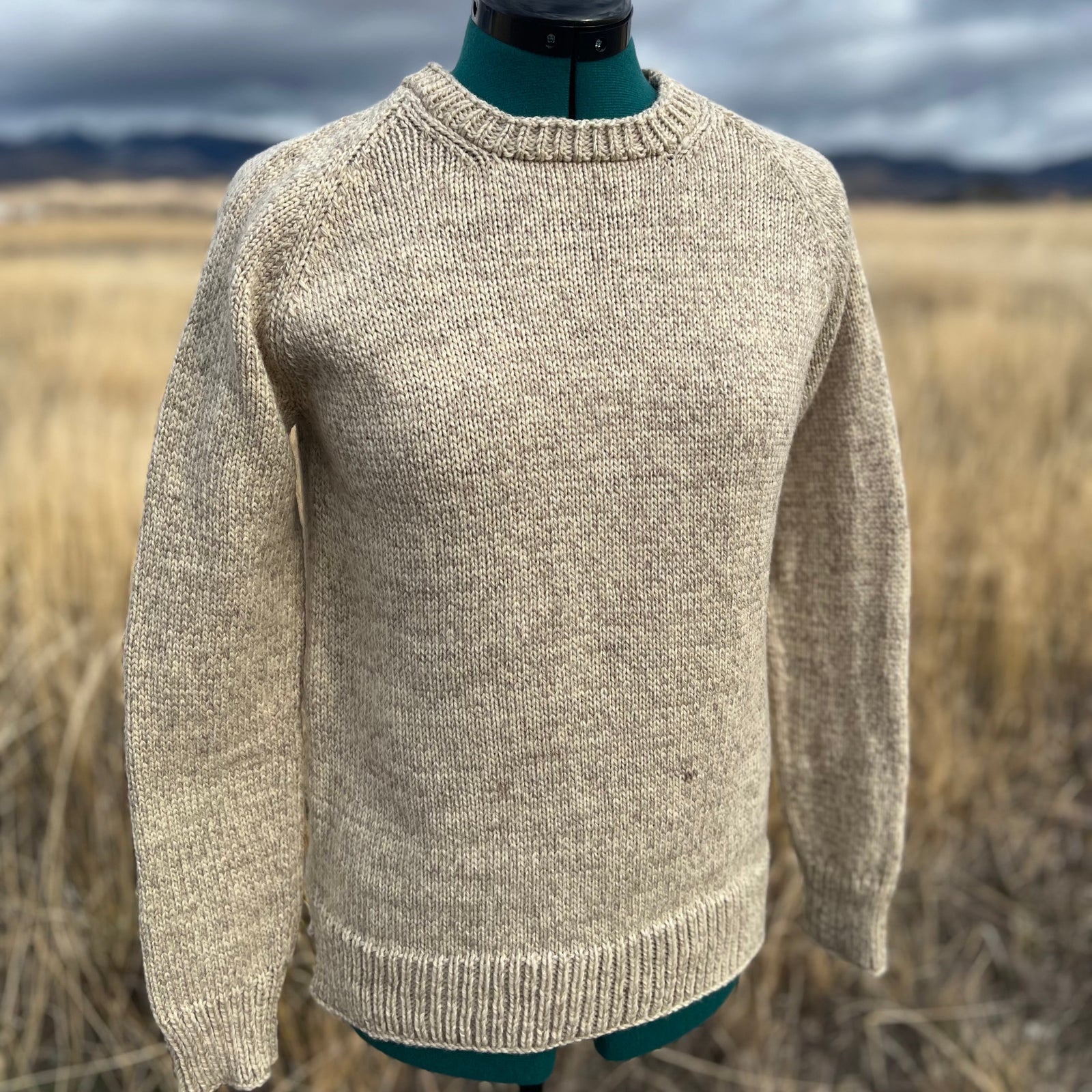 [Ready-To-Ship] Antique Ivory Women's Crew Neck Raglan Sweater - 100% US Wool